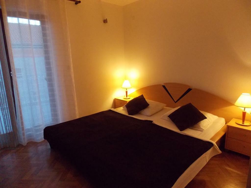 Apartment Ivana Vodice Exterior photo